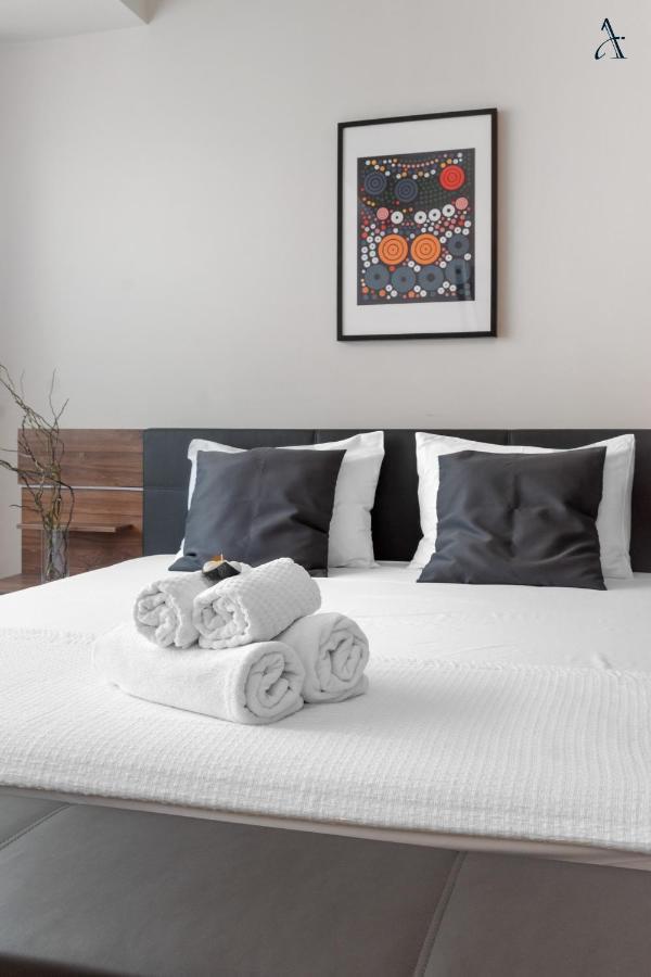 Rentforcomfort Coquette 1Bdr Calea Victoriei Bucureşti Exterior foto